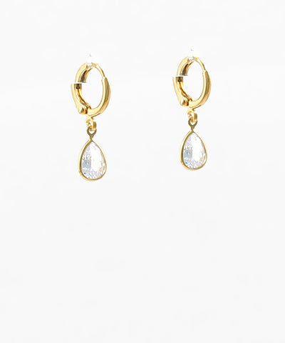 Teardrop Dangle in Gold