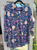 Lizzy 3/4 Sleeve Top in Navy Floral