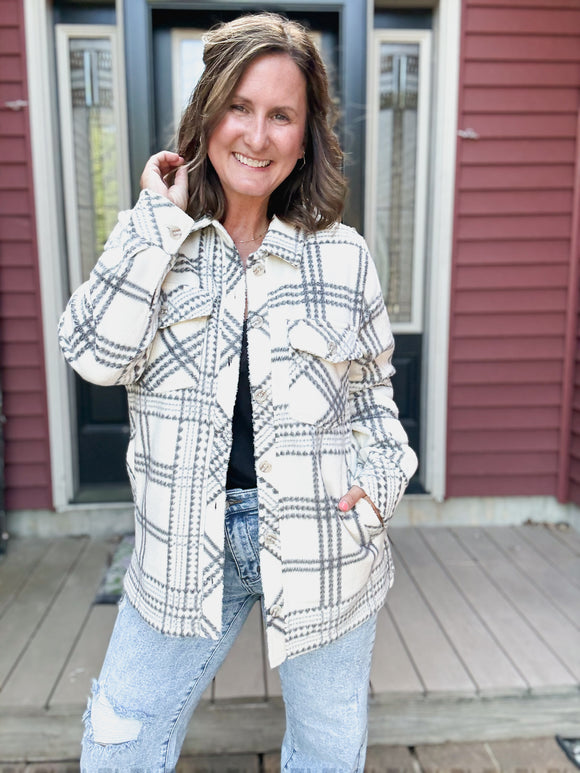Santa Fe Shacket in Ivory Grey Plaid