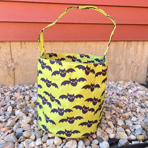 Green Bat Embroidered Halloween Trick or Treat Bag