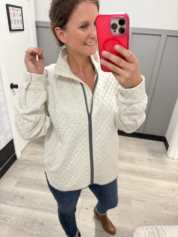 Cozy Quilted Jacket in Grey