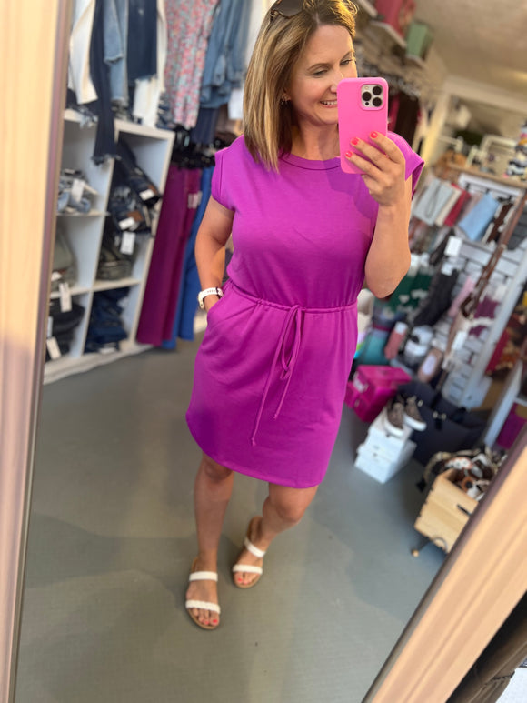 Tee Dress in Magenta Purple