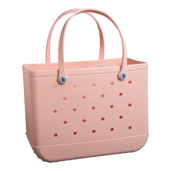 Bogg Bag in PEACHy Beachy