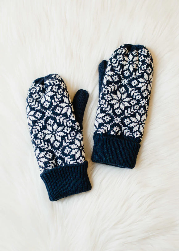 Navy Snowflake Lined Cable Knit Mittens