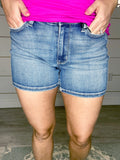 Every Day Contrast Wash Judy Blue Shorts